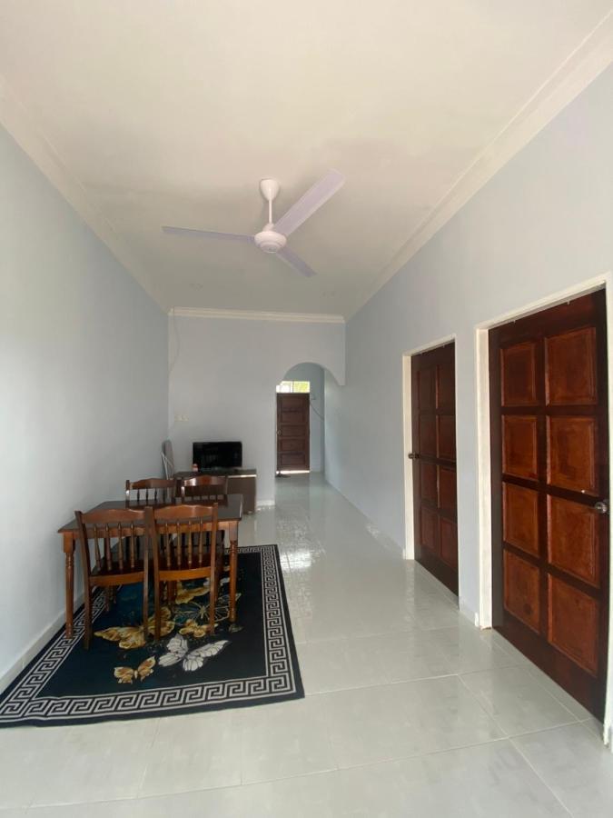 Tok Mek Homestay Сетиу Экстерьер фото