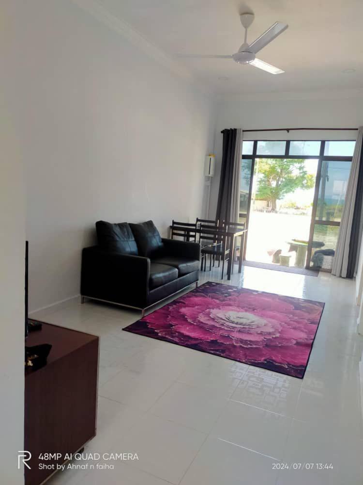 Tok Mek Homestay Сетиу Экстерьер фото